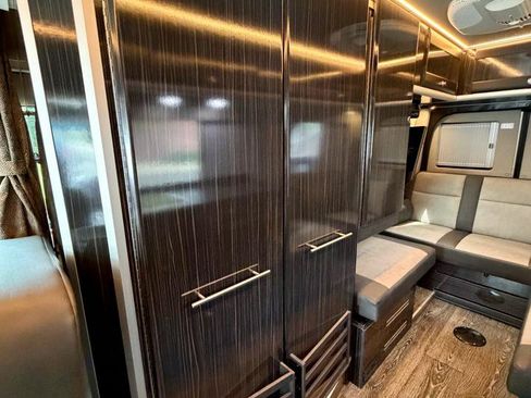 Used 2017 Mercedes-Benz Sprinter 3500 image 60