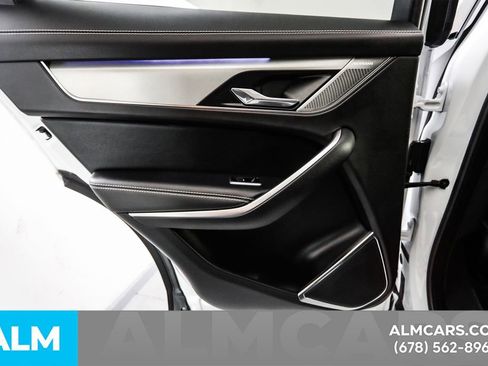 Used 2025 Jaguar F-PACE R-Dynamic S image 58