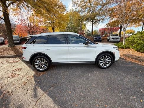 Certified 2021 Lincoln Corsair FWD w/ Premium Package image 6