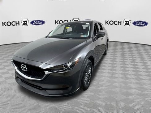 Used 2017 MAZDA CX-5 Touring image 4