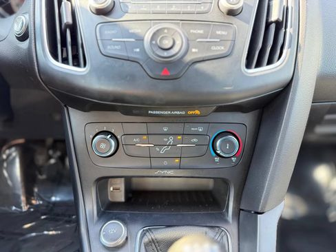 Used 2018 Ford Focus ST FWD image 23