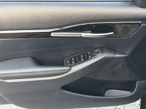 Used 2024 Kia Seltos S image 3