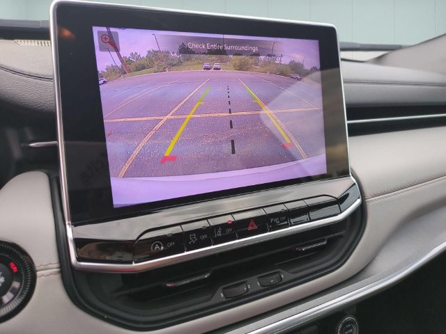 Used 2024 Jeep Compass Limited w/ Elite Group AWD/4WD image 25