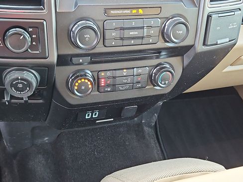 Used 2018 Ford F150 XLT w/ Equipment Group 302A Luxury image 27