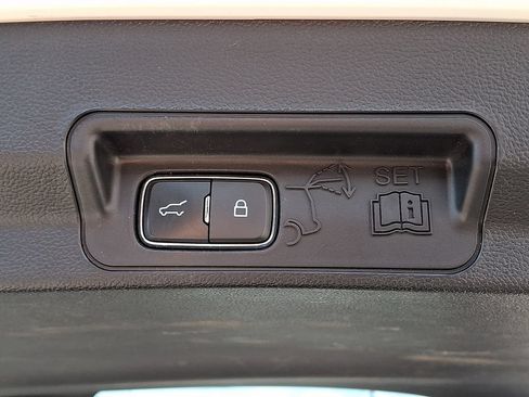 Certified 2023 Ford Explorer XLT w/ Equipment Group 202A AWD/4WD image 29