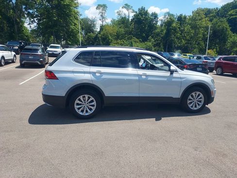 Used 2019 Volkswagen Tiguan SE w/ 3rd Row Seat Package AWD/4WD image 8