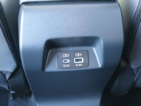 Certified 2025 Subaru Crosstrek 2.0i Premium image 19