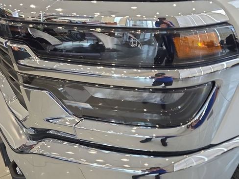 New 2025 RAM 2500 Big Horn image 9