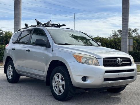 Used 2006 Toyota RAV4 Base I4 2WD image 4
