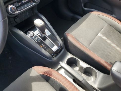 Certified 2024 Nissan Versa SR FWD image 17