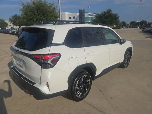 Used 2026 Subaru Forester Limited AWD/4WD image 3