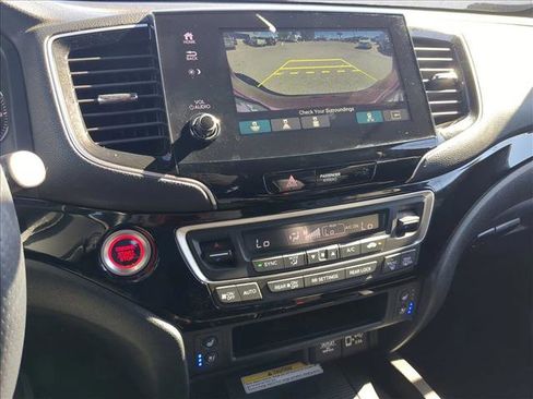 Used 2022 Honda Passport Elite image 14