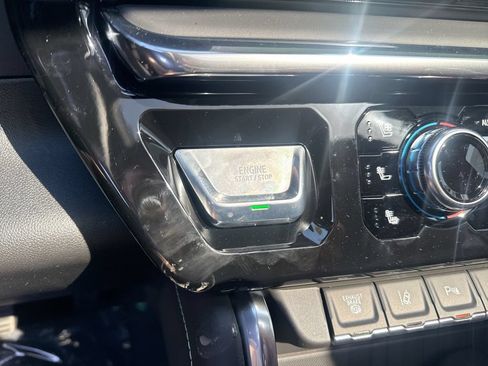 New 2026 GMC Sierra 2500 Denali Ultimate AWD/4WD image 17