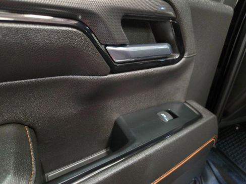 Used 2022 GMC Sierra 1500 AT4 w/ AT4 Premium Package image 39