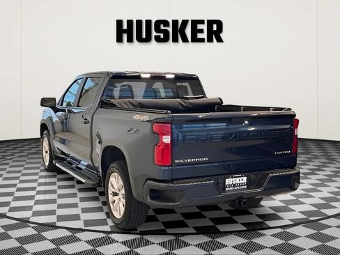 Used 2020 Chevrolet Silverado 1500 Custom w/ Custom Value Package AWD/4WD image 4