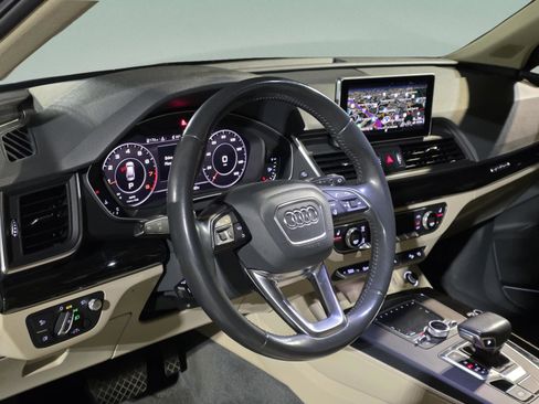 Used 2018 Audi Q5 Prestige w/ Prestige Package image 11