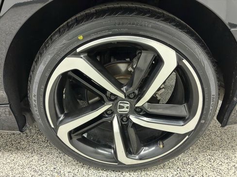 Used 2020 Honda Accord Sport image 12
