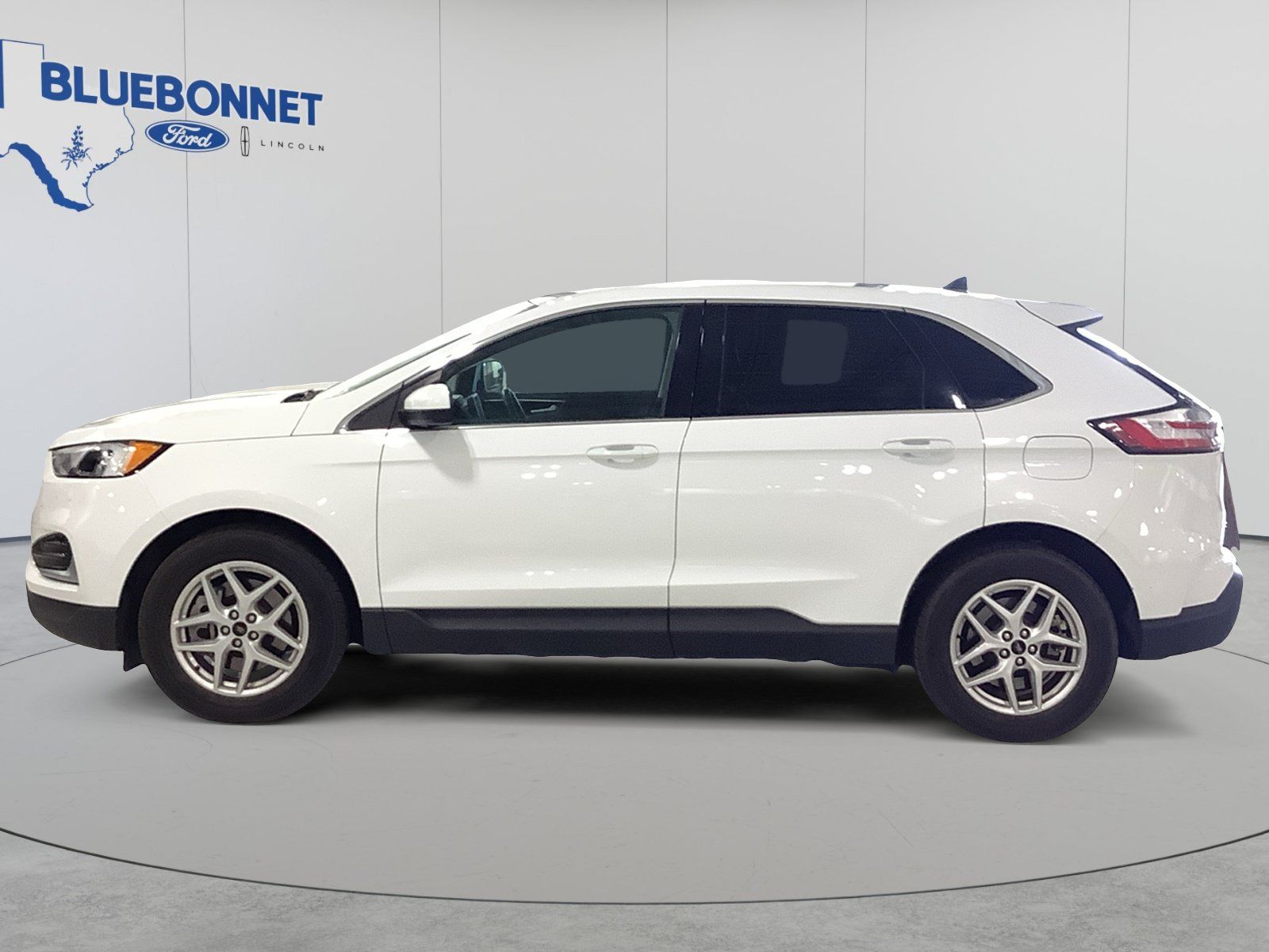 Used 2024 Ford Edge SEL AWD/4WD image 8