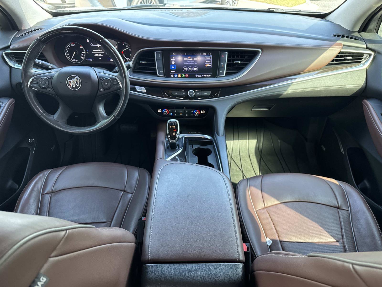 Used 2020 Buick Enclave Avenir w/ Avenir Technology Package FWD image 21