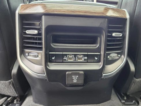 Used 2019 RAM 1500 Laramie AWD/4WD image 20