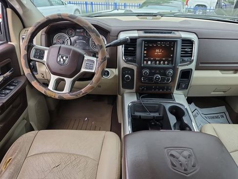 Used 2016 RAM 2500 Laramie w/ Convenience Group AWD/4WD image 13