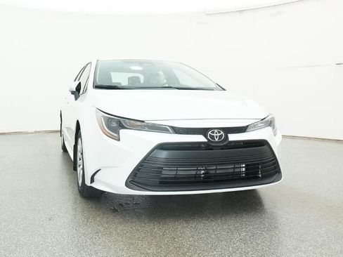 New 2026 Toyota Corolla LE image 30