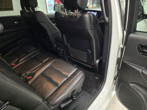 Used 2024 Dodge Durango GT RWD image 34