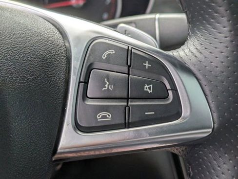 Used 2019 Mercedes-Benz GLC 300 4MATIC image 19