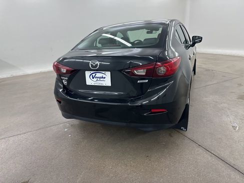 Used 2017 MAZDA MAZDA3 Touring image 11