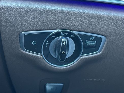 Used 2018 Mercedes-Benz E 300 image 32