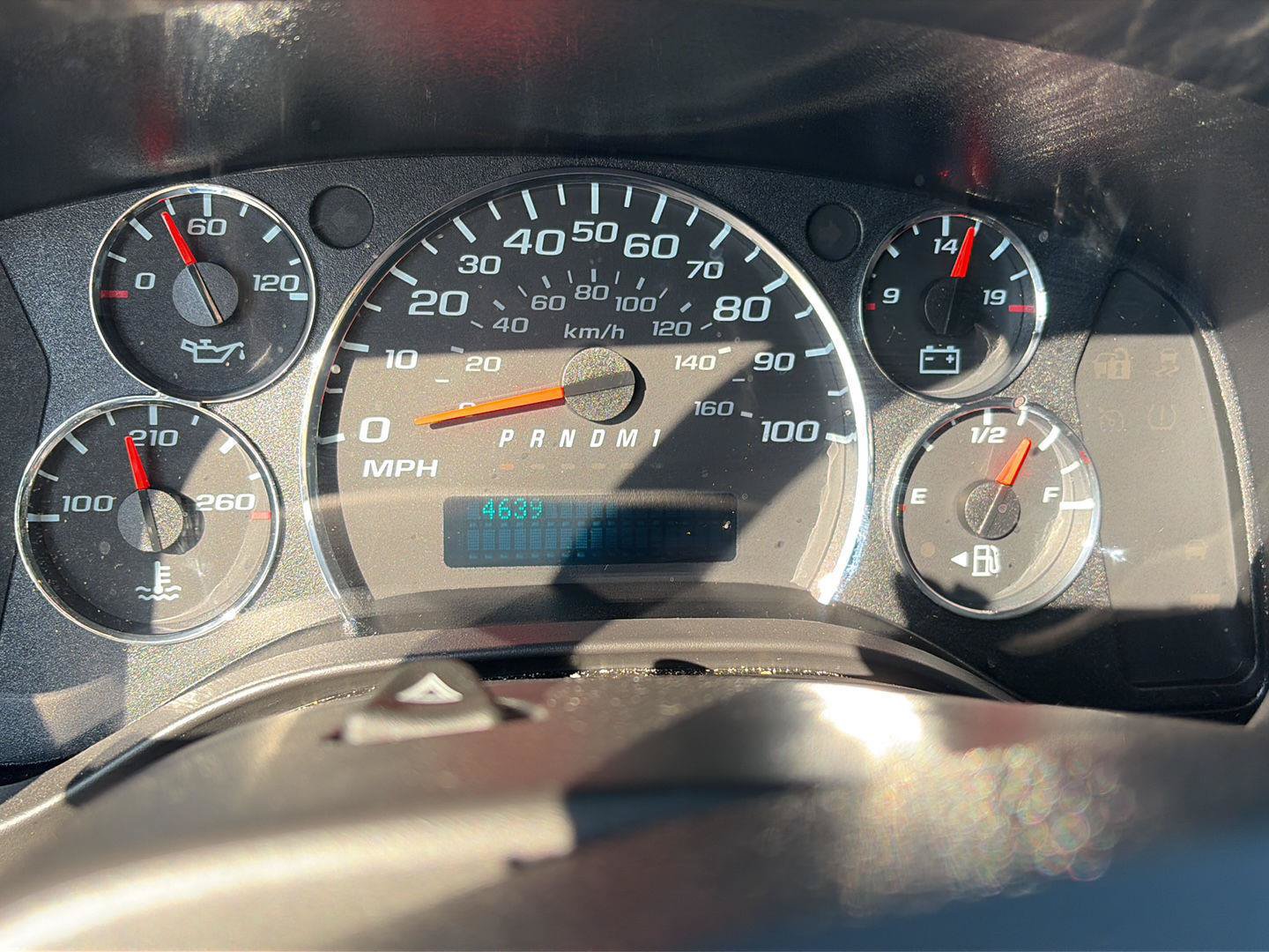 Used 2025 Chevrolet Express 3500 LT w/ LT Preferred Equipment Group RWD image 29