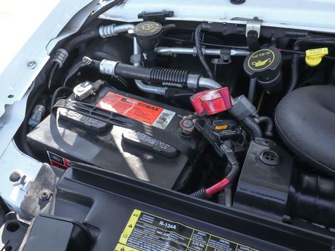 Used 2017 Ford E-450 and Econoline 450 Super Duty w/ Power Windows & Locks Group image 11