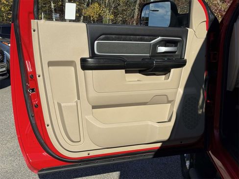 Used 2021 RAM 3500 Big Horn w/ Level 2 Equipment Group image 17