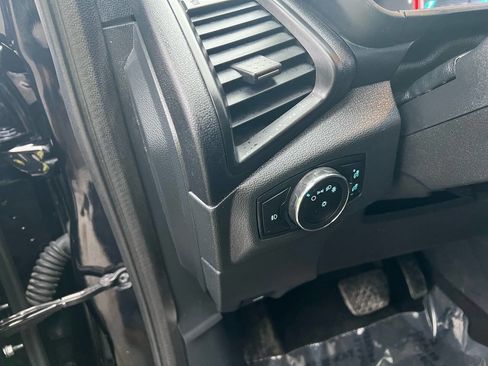 Used 2019 Ford EcoSport Titanium image 10