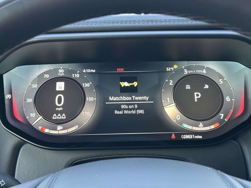 Used 2023 Land Rover Range Rover Sport SE Dynamic image 24