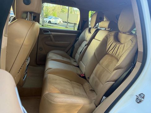 Used 2008 Porsche Cayenne GTS image 23