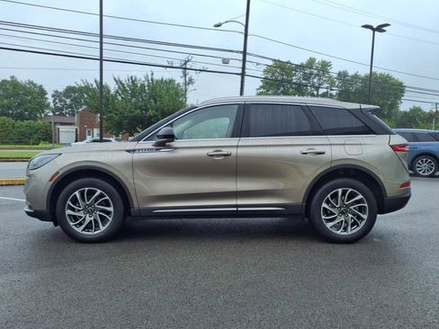 Certified 2021 Lincoln Corsair AWD w/ Equipment Group 101A image 4