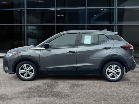 Used 2024 Nissan Kicks S FWD image 8