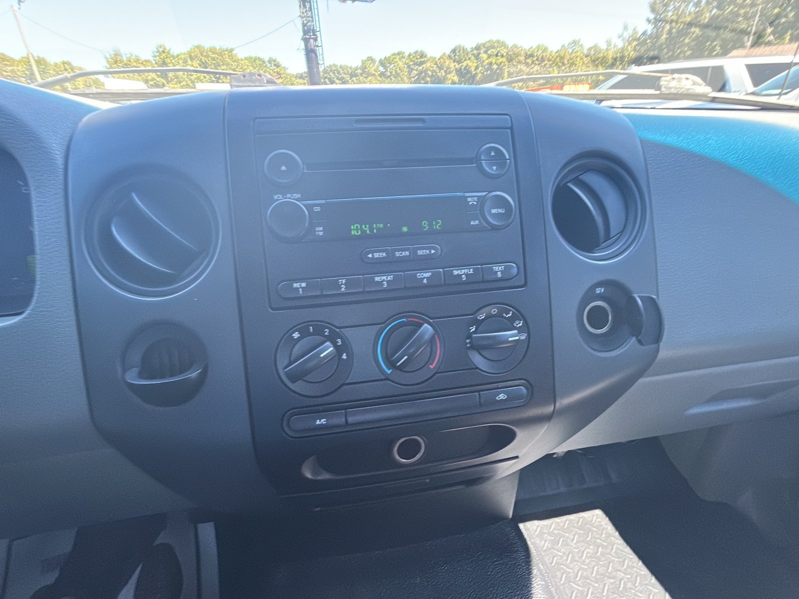 Used 2006 Ford F150 STX RWD image 17