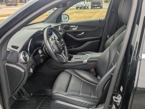 Used 2022 Mercedes-Benz GLC 300 4MATIC image 13