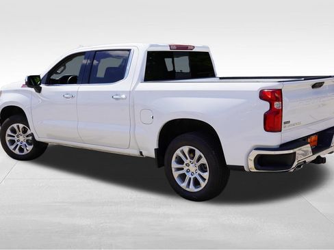 Certified 2024 Chevrolet Silverado 1500 LTZ w/ LTZ Premium Package AWD/4WD image 8