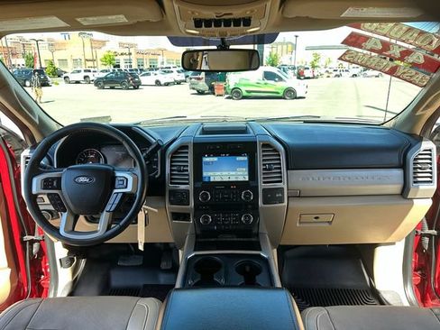 Used 2017 Ford F250 Lariat w/ Lariat Value Package AWD/4WD image 13