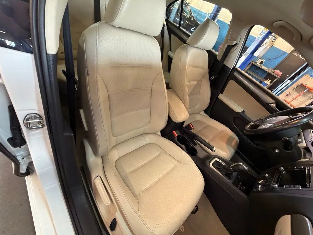 Used 2014 Volkswagen Jetta TDI FWD image 24
