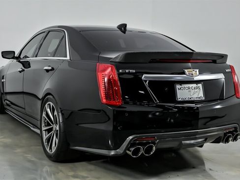 Used 2016 Cadillac CTS V w/ Luxury Package RWD image 10