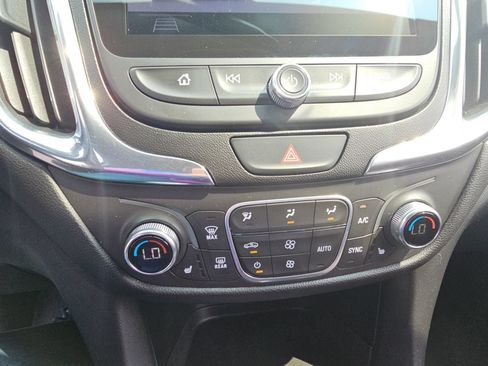 Used 2019 Chevrolet Equinox LT AWD/4WD image 18