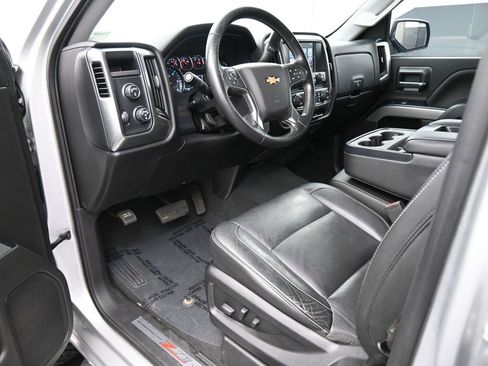 Used 2018 Chevrolet Silverado 1500 LT w/ All Star Edition image 2