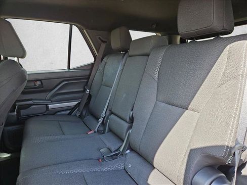 Used 2026 Toyota 4Runner SR5 AWD/4WD image 19