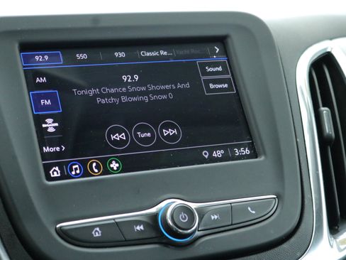 Used 2023 Chevrolet Equinox LS image 20