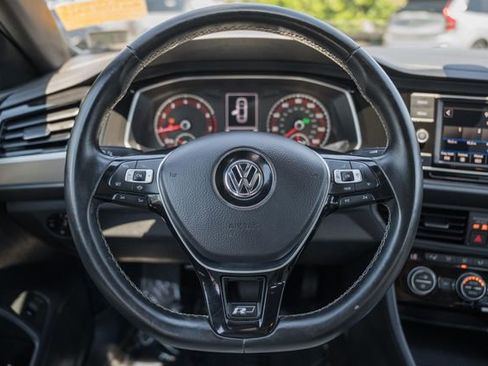 Used 2019 Volkswagen Jetta R-Line w/ R-Line Cold Weather Package FWD image 28