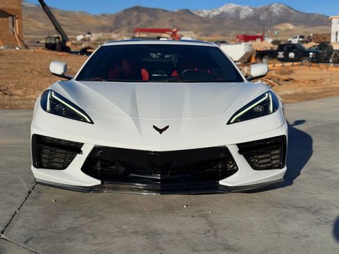 Used 2021 Chevrolet Corvette Stingray Premium Cpe w/ Z51 Performance Package image 2